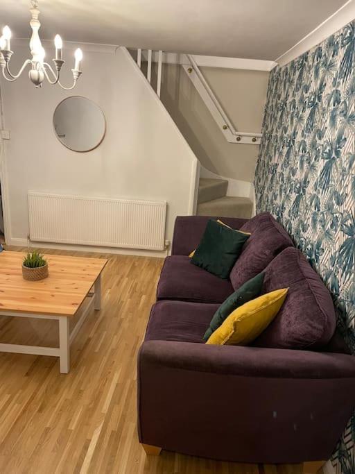 Stylish & Spacious 2 Storey, 3 Bed Apartment Gravesend Ngoại thất bức ảnh
